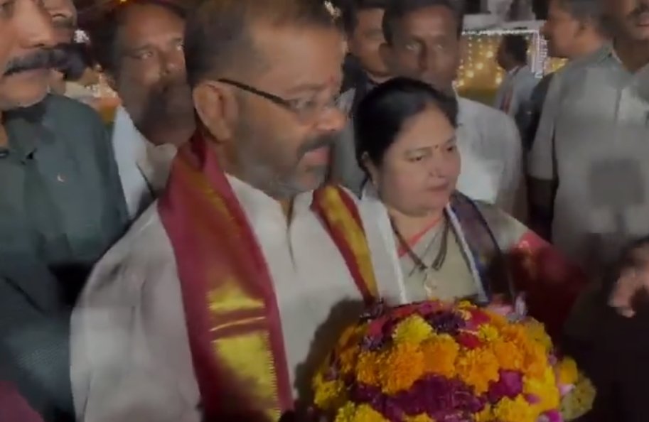ఓరుగల్లులో అంబరాన్నంటిన బతుకమ్మ సంబరాలు