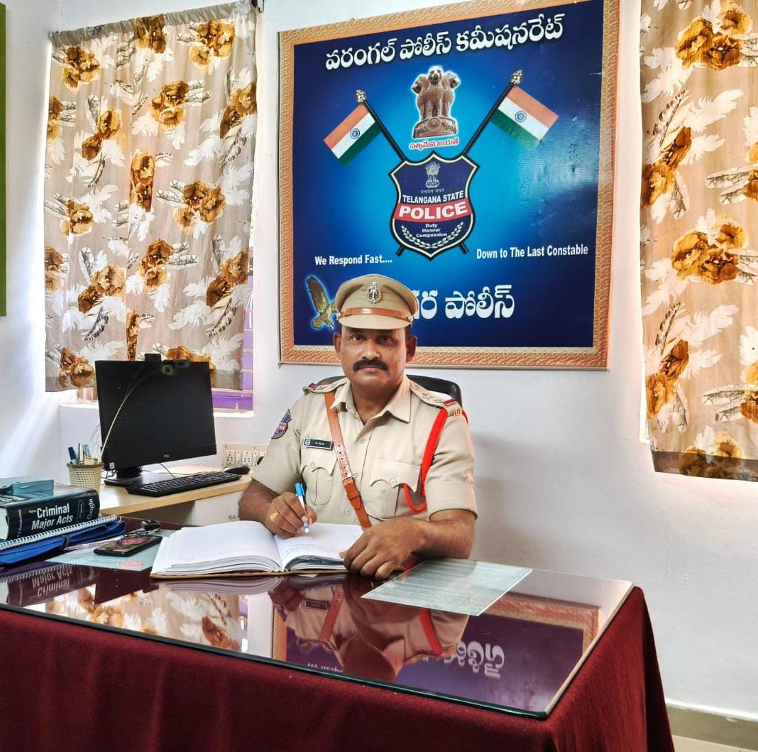 వంగర నూతన ఎస్సైగా ఎం. రాజు బాధ్యతల స్వీకరణ